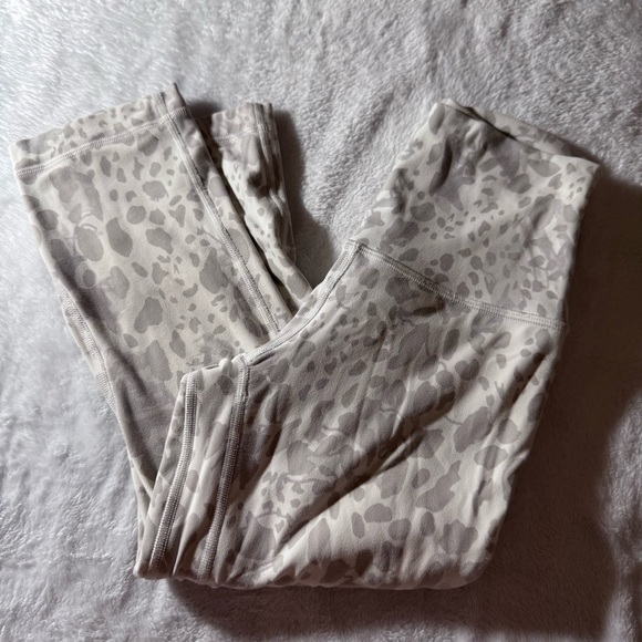 lululemon athletica Pants - Lululemon Athletica Cream Leopard Leggings